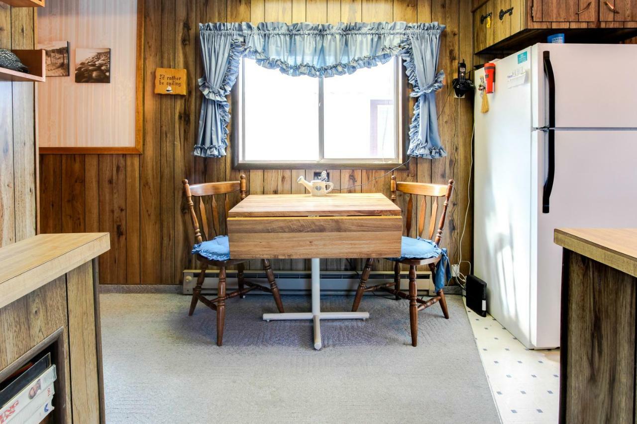 Scenic Bay Float Home Hideaway Athol Exterior foto