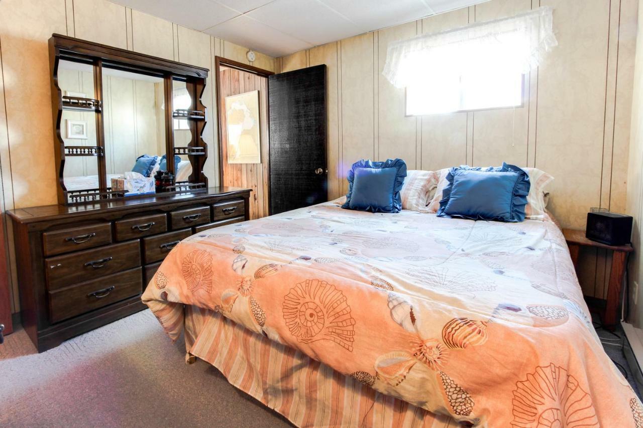 Scenic Bay Float Home Hideaway Athol Exterior foto
